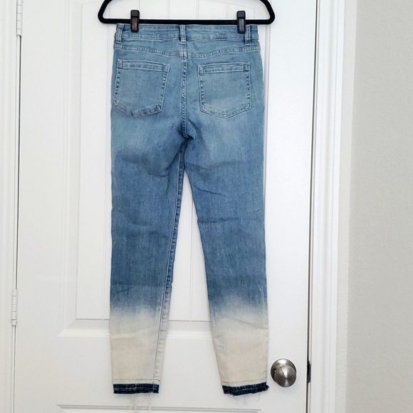 Vince Camuto Ombre Skinny Jeans (Size 28/6) - Picture 7 of 7